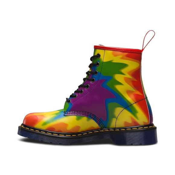 🆕DR. MARTENS 1460 PRIDE TIE-DYE IN PRINT BACKHAND - Picture 4 of 7
